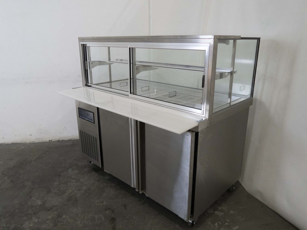 Best Designs for Snack Display Glass