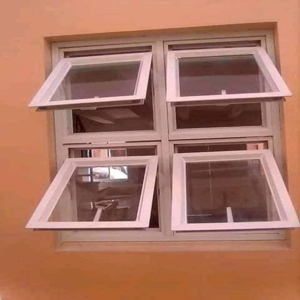 projected aluminium window